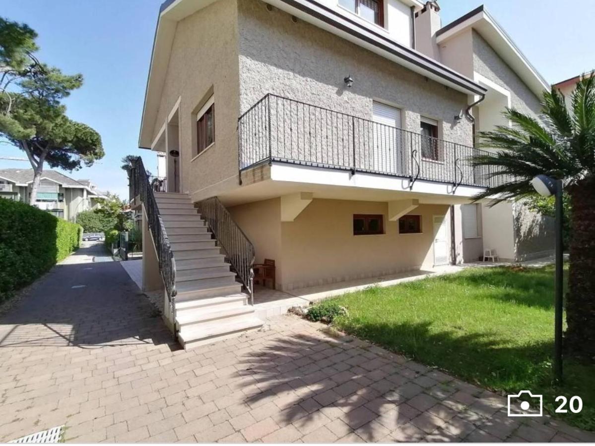 Un Posto Al Sole Bed & Breakfast Francavilla Al Mare Exterior photo