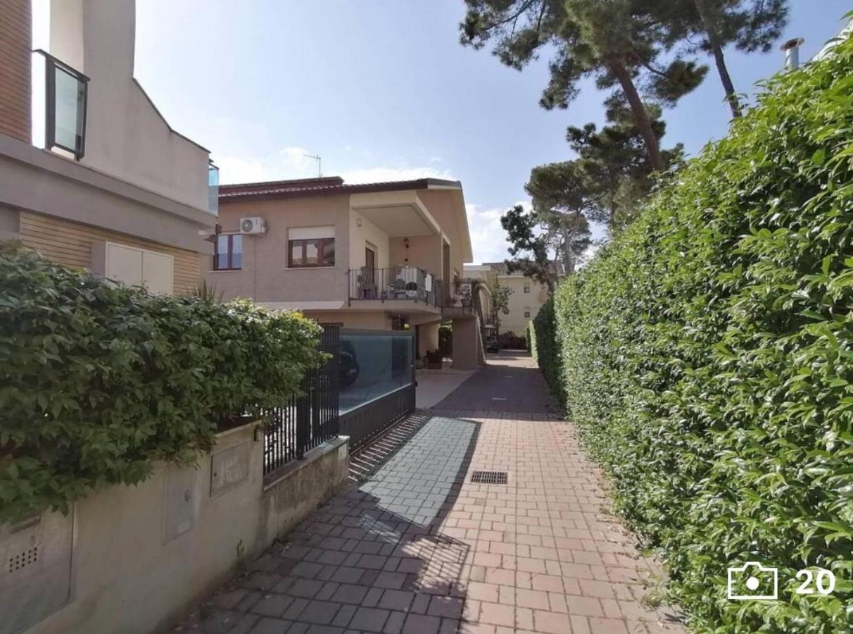 Un Posto Al Sole Bed & Breakfast Francavilla Al Mare Exterior photo